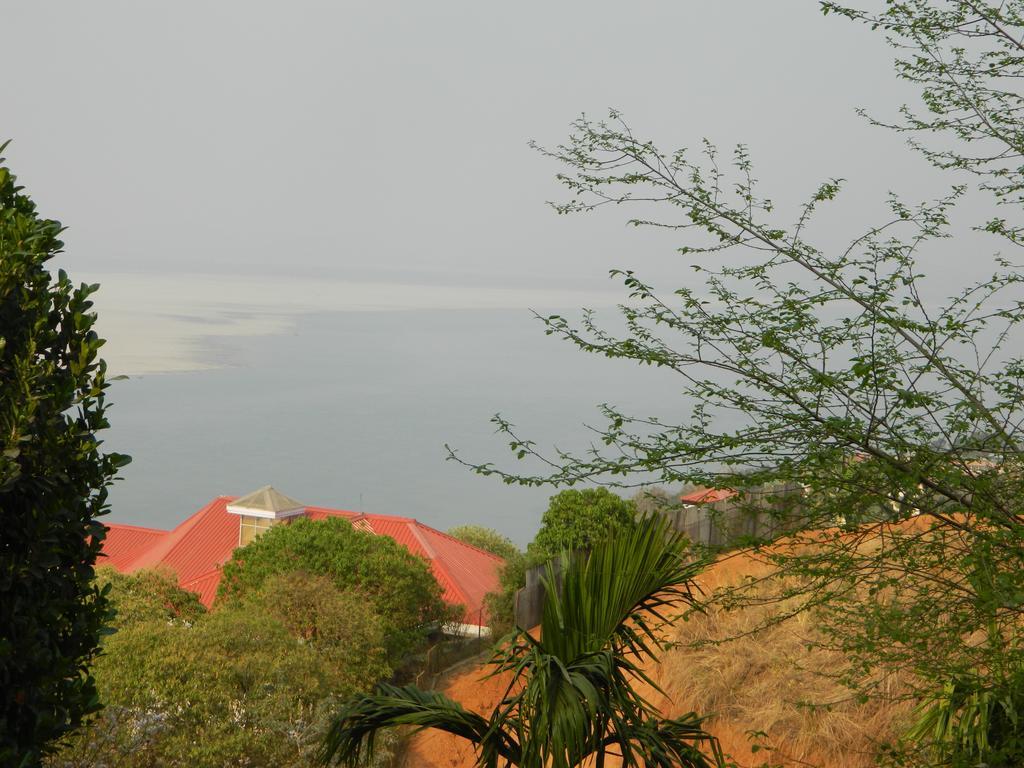 Hilltop Lodge Guwahati Rum bild