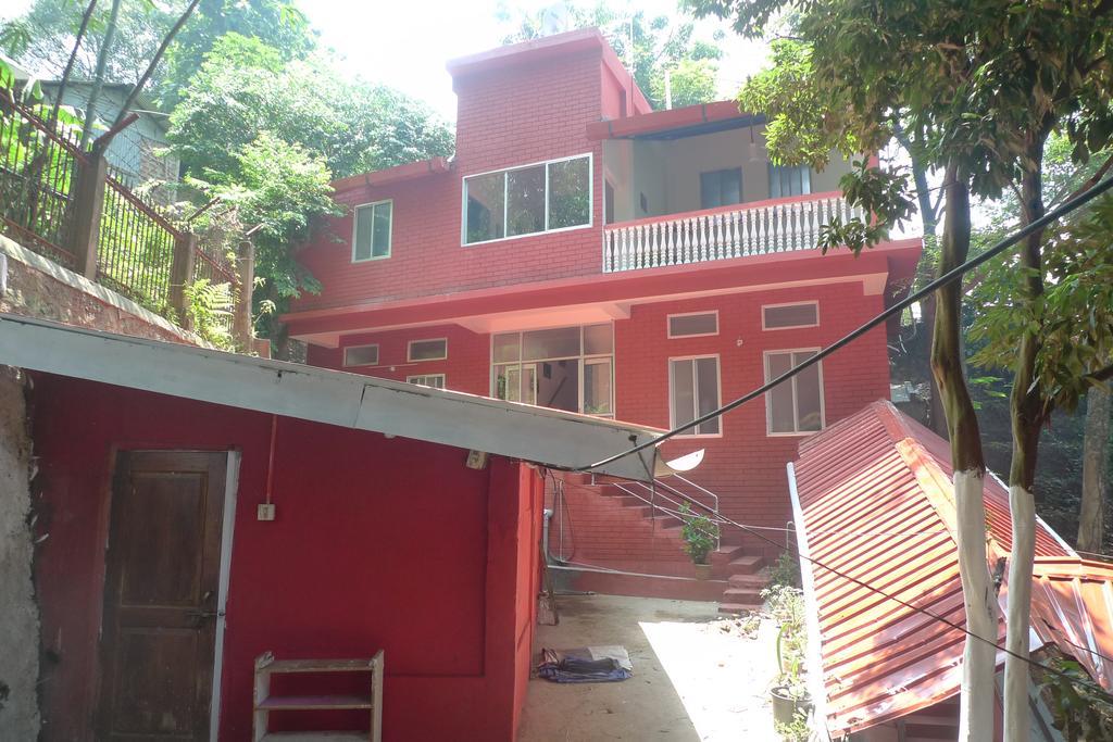 Hilltop Lodge Guwahati Exteriör bild